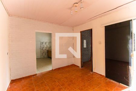 Sala de casa para alugar com 2 quartos, 180m² em Jardim Santo Antônio, São Paulo