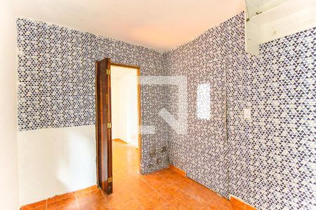 Quarto 1 de casa para alugar com 2 quartos, 180m² em Jardim Santo Antônio, São Paulo