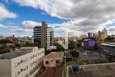 Vista da Sala de apartamento à venda com 3 quartos, 86m² em Santa Tereza, Belo Horizonte