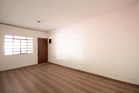 Casa para alugar com 184m², 2 quartos e 3 vagasSala