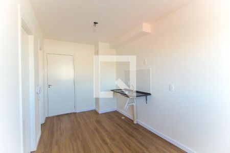 Sala/Cozinha de apartamento para alugar com 1 quarto, 24m² em Guaianazes, São Paulo