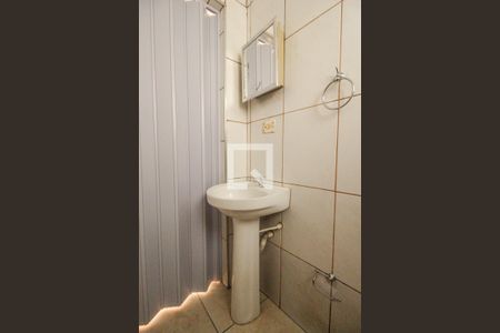 Banheiro de casa de condomínio para alugar com 1 quarto, 40m² em Vila Bela Vista (zona Norte), São Paulo