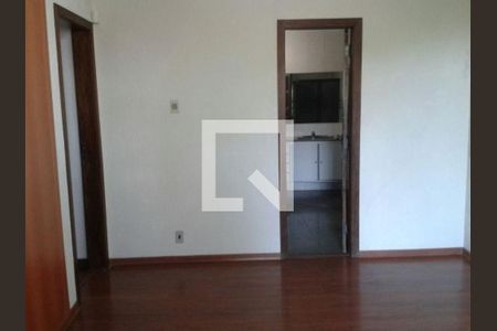 Casa à venda com 4 quartos, 435m² em Serra, Belo Horizonte