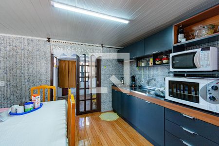Cozinha  de casa à venda com 2 quartos, 300m² em Guajuviras, Canoas