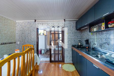 Cozinha  de casa à venda com 2 quartos, 300m² em Guajuviras, Canoas