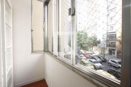 Varanda de apartamento para alugar com 2 quartos, 70m² em Copacabana, Rio de Janeiro