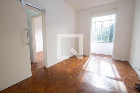 sala de apartamento para alugar com 2 quartos, 70m² em Copacabana, Rio de Janeiro