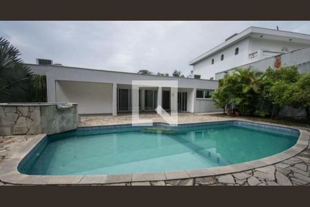 Casa à venda com 910m², 4 quartos e 6 vagas