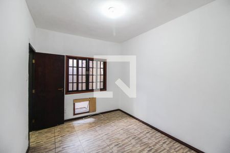 Suíte de apartamento para alugar com 2 quartos, 70m² em Chacrinha, Nova Iguaçu