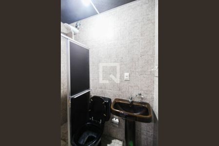 Banheiro da Suíte de apartamento para alugar com 2 quartos, 70m² em Chacrinha, Nova Iguaçu