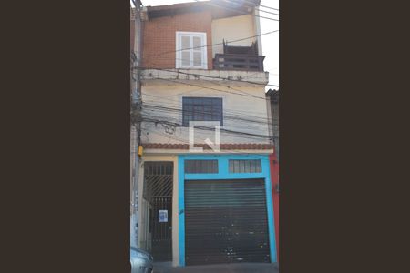 Casa para alugar com 180m², 3 quartos e sem vaga Casa para alugar com 180m², 3 quartos e sem vagaFrente do imovel com placa instalada
