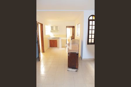 Sala / cozinha de casa para alugar com 1 quarto, 58m² em Centro, Embu das Artes