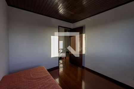 Quarto 2 de apartamento à venda com 3 quartos, 88m² em Cristal, Porto Alegre