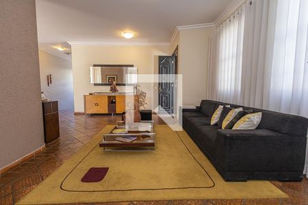 Sala / 3 ambientes de casa à venda com 5 quartos, 700m² em Bandeirantes (pampulha), Belo Horizonte