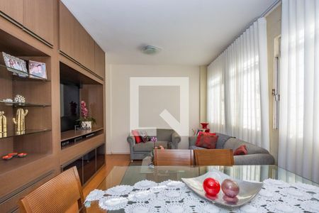 Apartamento à venda com 88m², 3 quartos e 1 vagaSala