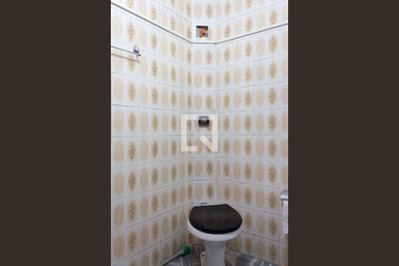 Casa à venda com 114m², 3 quartos e 1 vaga Casa à venda com 114m², 3 quartos e 1 vagaBanheiro