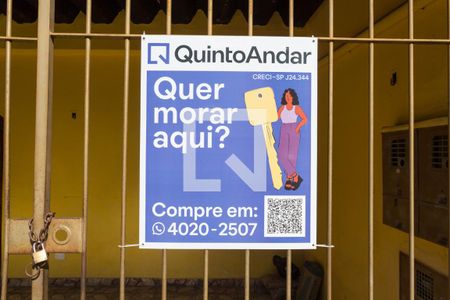 Casa à venda com 114m², 3 quartos e 1 vaga Casa à venda com 114m², 3 quartos e 1 vagaFachada