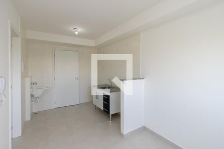 Sala/Cozinha de apartamento para alugar com 1 quarto, 27m² em Jardim Mirante, São Paulo