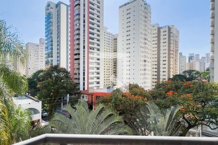 Vista  de apartamento para alugar com 3 quartos, 140m² em Indianópolis, São Paulo