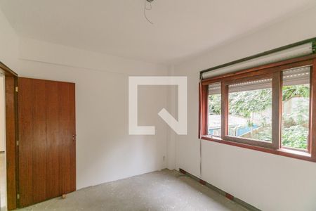 Quarto de apartamento à venda com 2 quartos, 75m² em Medianeira, Porto Alegre