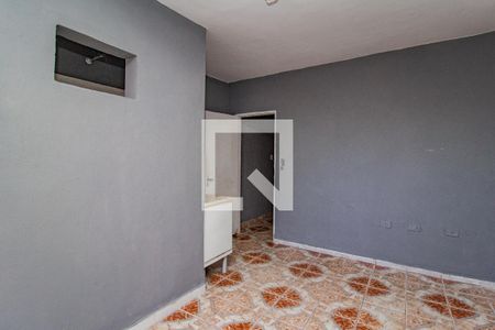 Cozinha e Sala de casa para alugar com 1 quarto, 50m² em Jardim Vivan, São Paulo