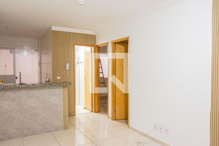 Sala de apartamento para alugar com 2 quartos, 60m² em Nacional, Contagem