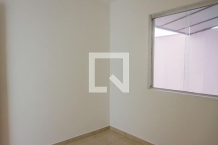 Quarto 1 de apartamento para alugar com 2 quartos, 60m² em Nacional, Contagem