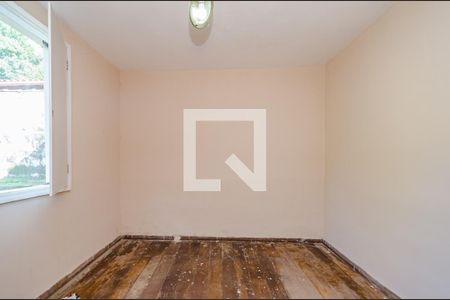 Casa à venda com 1000m², 3 quartos e 5 vagas Casa à venda com 1000m², 3 quartos e 5 vagasQuarto 2