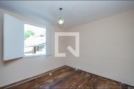 Casa à venda com 1000m², 3 quartos e 5 vagas Casa à venda com 1000m², 3 quartos e 5 vagasQuarto 2