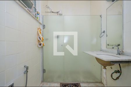 Casa à venda com 1000m², 3 quartos e 5 vagas Casa à venda com 1000m², 3 quartos e 5 vagasBanheiro Social