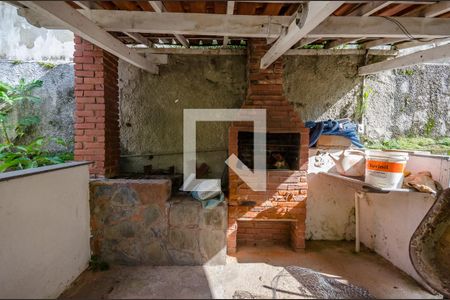 Casa à venda com 1000m², 3 quartos e 5 vagas Casa à venda com 1000m², 3 quartos e 5 vagasChurrasqueira