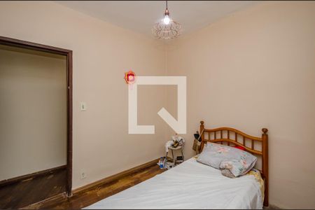 Casa à venda com 1000m², 3 quartos e 5 vagas Casa à venda com 1000m², 3 quartos e 5 vagasQuarto 3