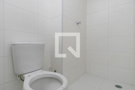 Banheiro de apartamento para alugar com 1 quarto, 26m² em Jardim Mirante, São Paulo