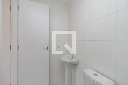 Banheiro de apartamento para alugar com 1 quarto, 26m² em Jardim Mirante, São Paulo