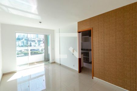 Sala de apartamento para alugar com 2 quartos, 70m² em Buritis, Belo Horizonte