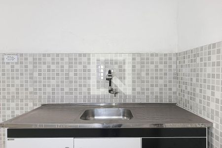 Sala/Cozinha de casa para alugar com 1 quarto, 35m² em Vila Gustavo, São Paulo