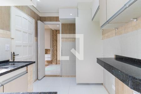 Cozinha de kitnet/studio para alugar com 1 quarto, 30m² em Cidade Dutra, São Paulo