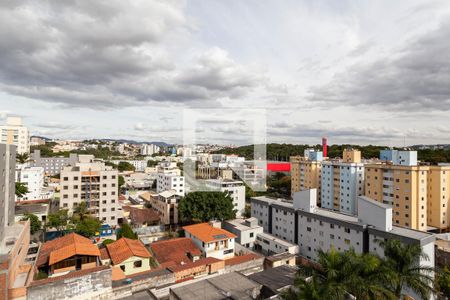 Vista da sala  de apartamento à venda com 2 quartos, 64m² em Liberdade, Belo Horizonte