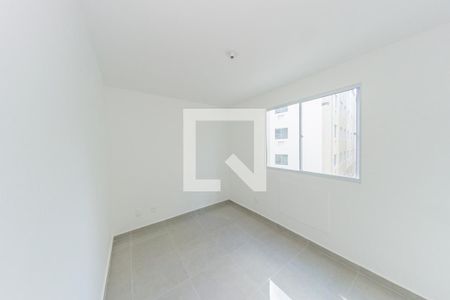 Quarto 1 de apartamento para alugar com 2 quartos, 44m² em Madureira, Rio de Janeiro