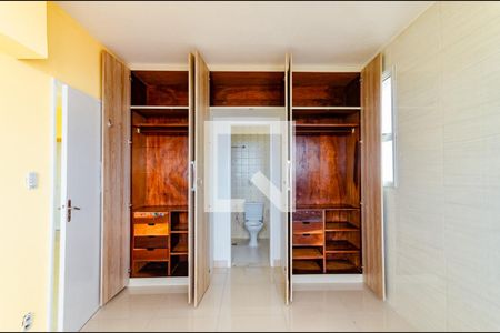 Quarto Suite - armarios de apartamento para alugar com 1 quarto, 50m² em Amaralina, Salvador