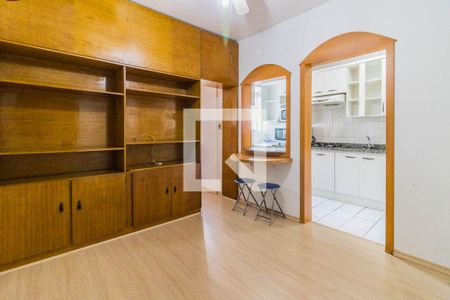 Sala de apartamento para alugar com 1 quarto, 35m² em Passo da Areia, Porto Alegre