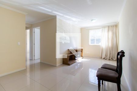 Sala de apartamento para alugar com 3 quartos, 73m² em Lindóia, Curitiba