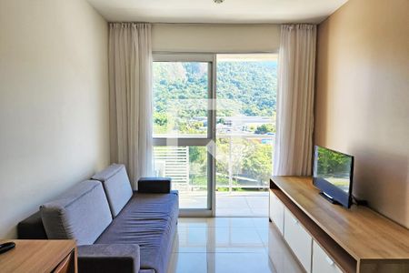 Sala de kitnet/studio à venda com 1 quarto, 45m² em Jacarepaguá, Rio de Janeiro