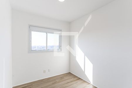 Quarto de apartamento para alugar com 2 quartos, 60m² em Jardim das Belezas, Carapicuíba