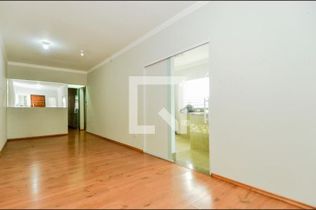 Sala de casa para alugar com 2 quartos, 130m² em Jardim Santa Francisca, Guarulhos