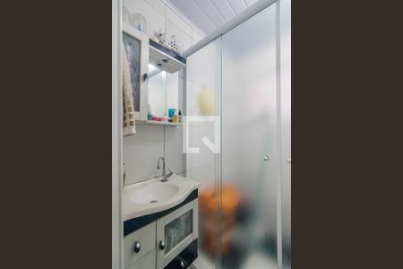 Banheiro de casa à venda com 1 quarto, 150m² em Vila Valparaiso, Santo André