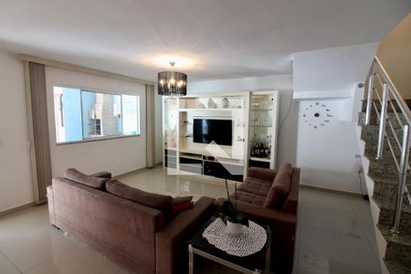 Sala de casa de condomínio à venda com 4 quartos, 236m² em Vargem Pequena, Rio de Janeiro