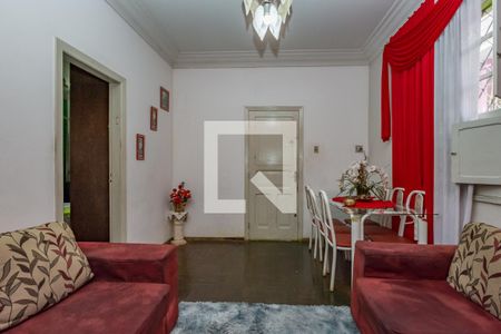 Sala de casa à venda com 3 quartos, 223m² em Carlos Prates, Belo Horizonte