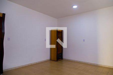 Quarto 1 de casa para alugar com 2 quartos, 43m² em Mirandópolis, São Paulo