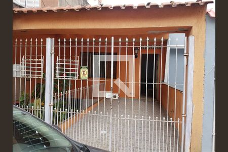 Casa à venda com 5 quartos, 350m² em Vila Basileia, São Paulo